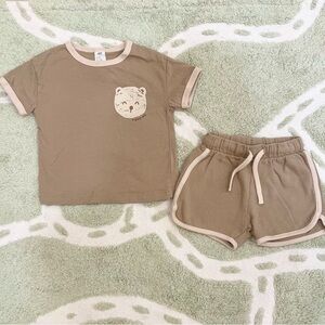 H&M Baby Exclusive Bear Ringer Tee & Track Shorts Set in Tan/Cream - 12 Months